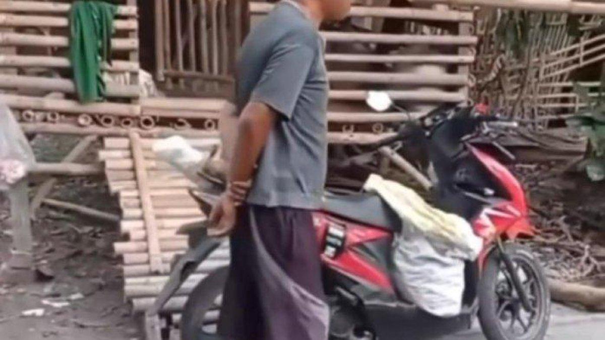 Viral Motor Kurir Ditahan Customer Gara-gara Paket Tak Sesuai Setelah Dibuka