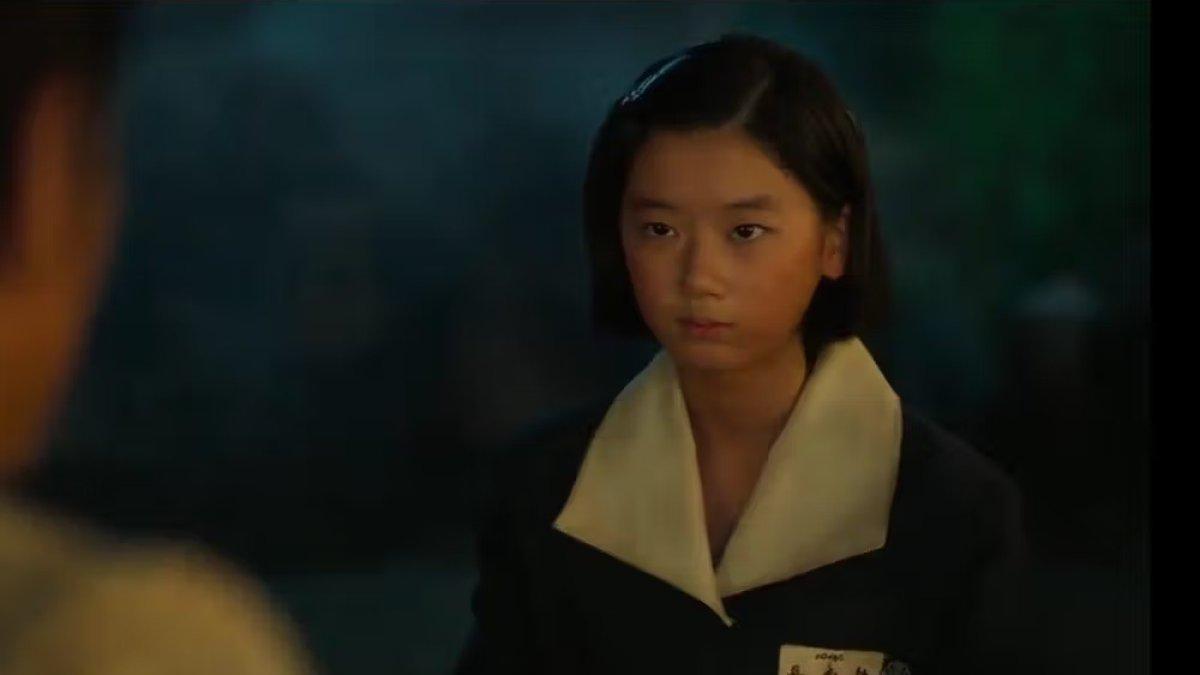 PROFIL AKTOR CILIK - Yoon Seo Yoon memerankan karakter Ae Sun saat remaja di drakor When Life Gives You Tangerines.