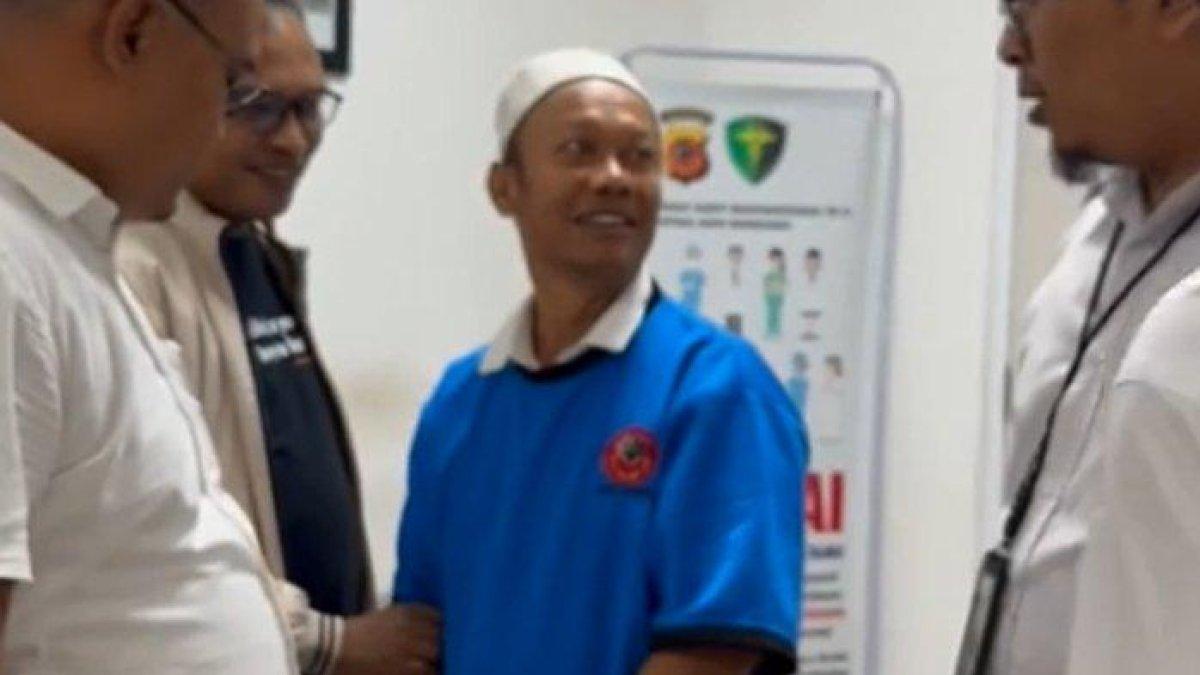 Yosef tersangka pembunuhan di Subang tampak semringah