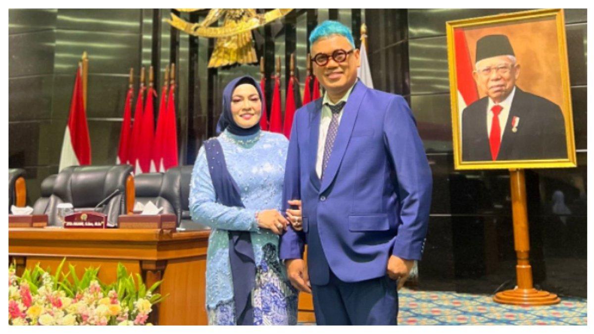 Artis tanah air berikutnya yaitu Astrid Kuya, istri dari Uya Kuya.