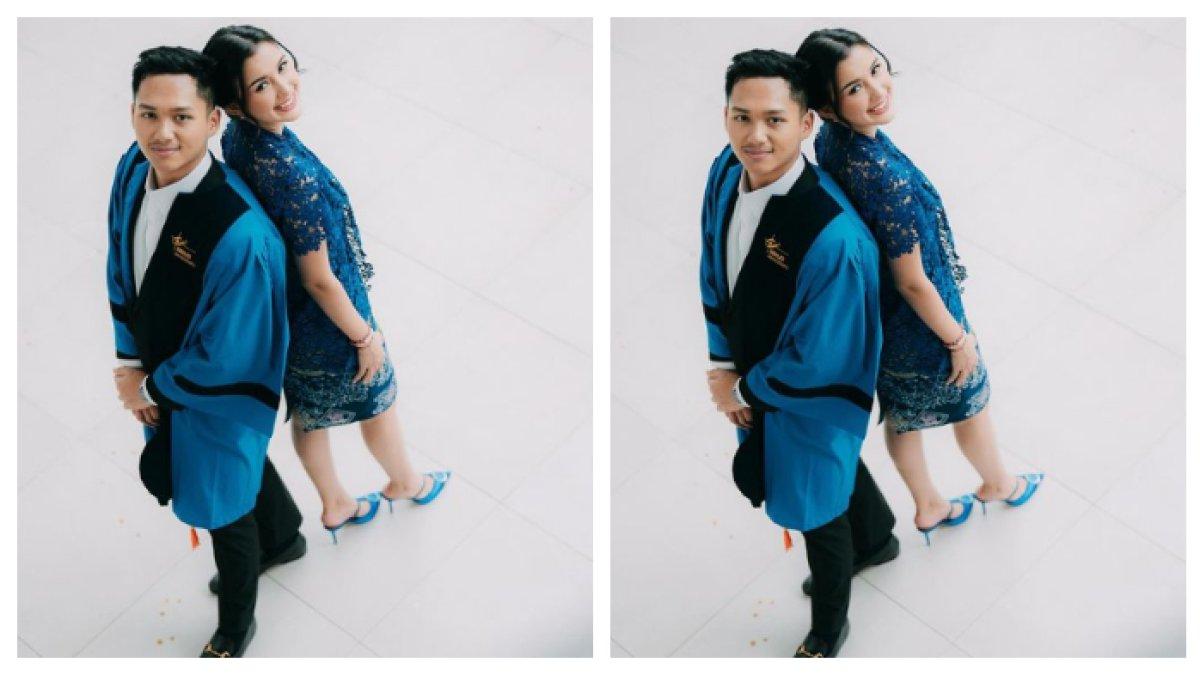 Azriel Hermansyah Wisuda Sarjana