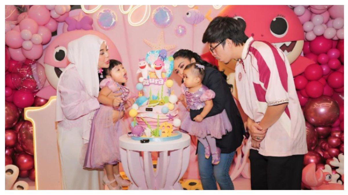 Perayaan Ulang Tahun Azura
