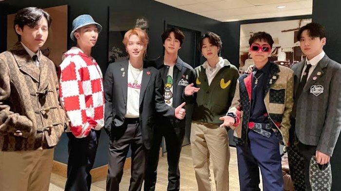 Bangtan Sonyeondan alias BTS.