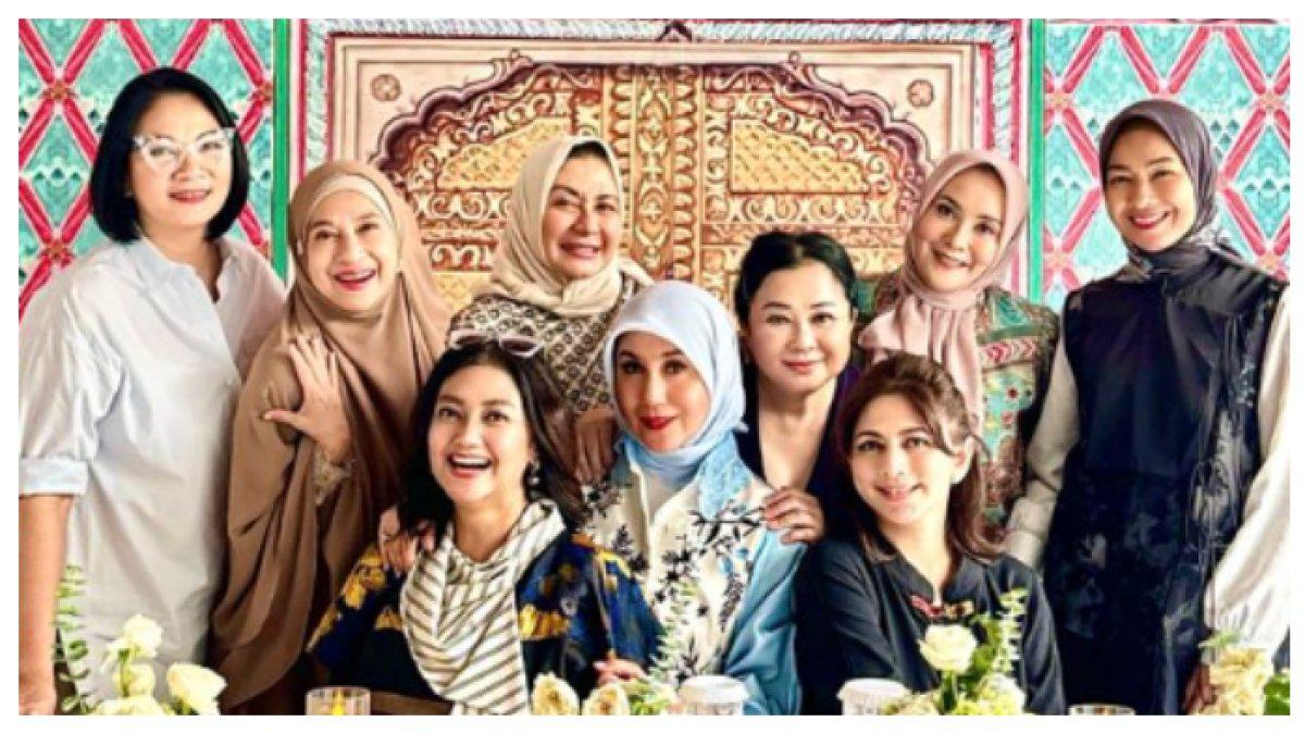 Potret Reuni Artis Lawas