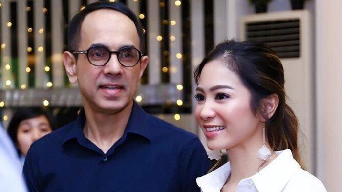 Bunga Zainal dan suami, Sukdev Singh