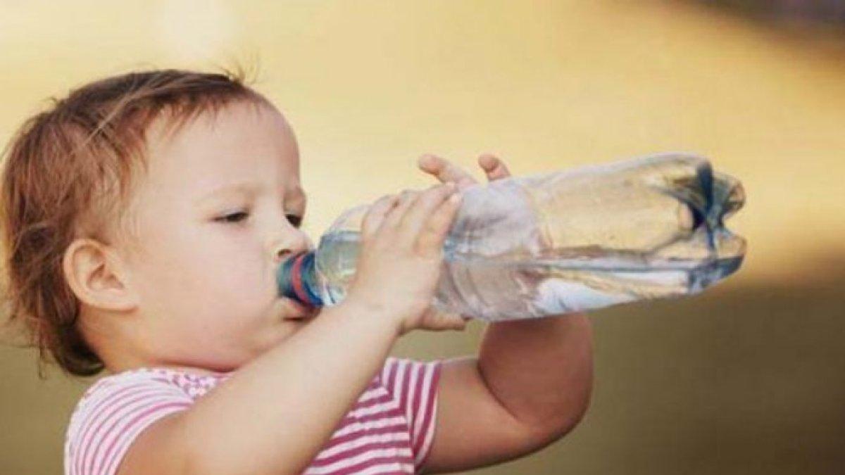 minum banyak cairan untuk mengobati gondongan