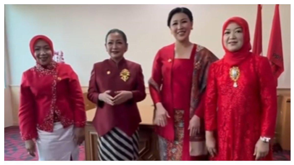 Penyanyi cilik era 70-an ini, menjadi jawara di pertarungan kursi DPRD DKI Dapil 7.