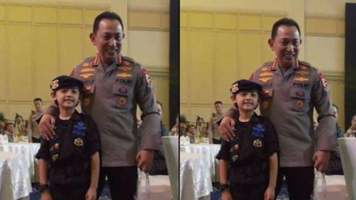 Cicit Jenderal Hoegeng foto bareng Kapolri