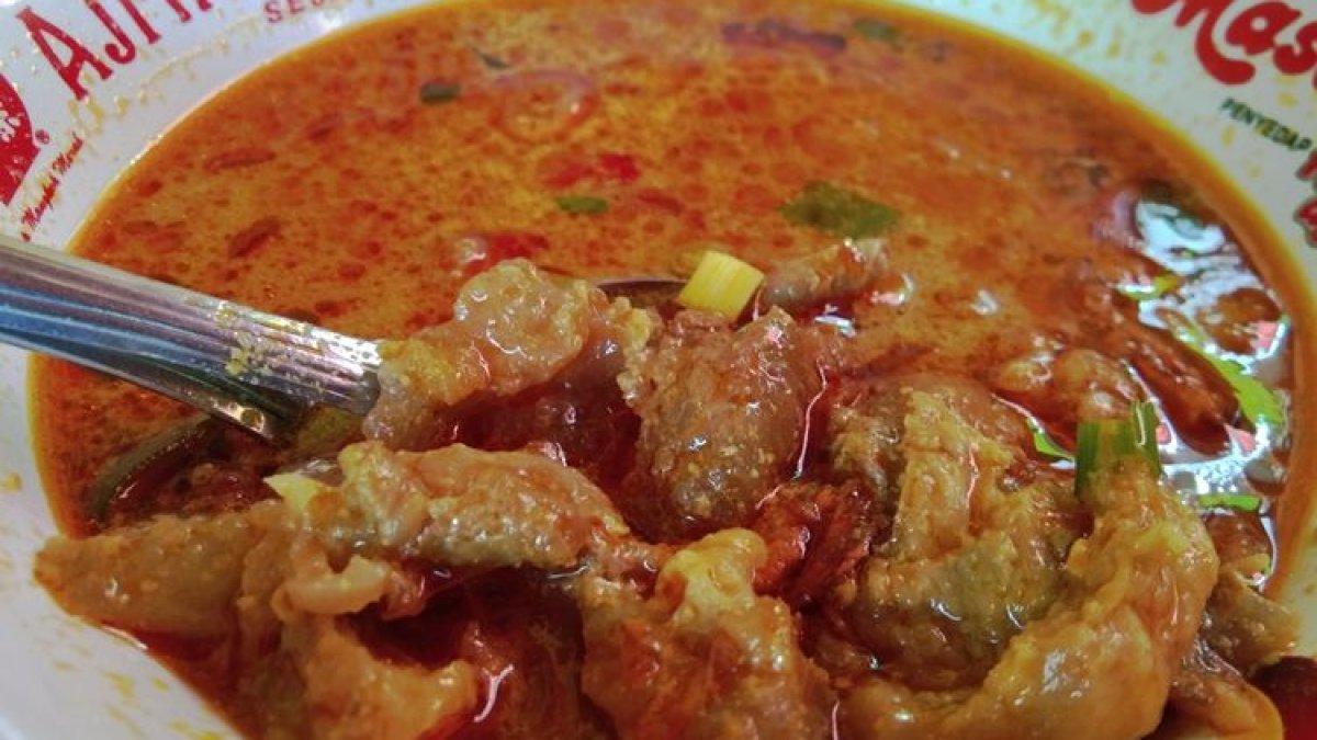 DESTINASI KULINER LEBARAN 2025: Seporsi soto tangkar