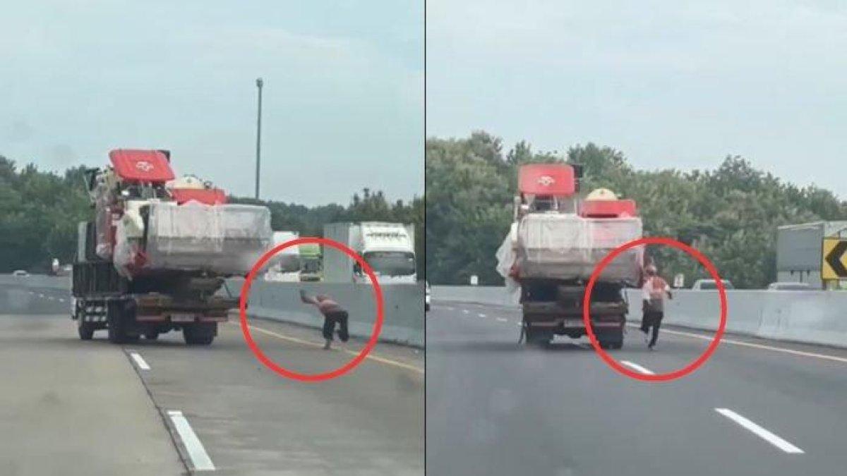 Sebuah video memperliahtkan detik-detik sopir mengejar truknya yang melaju sendiri di Tol Kalikangkung beredar viral di media sosial.