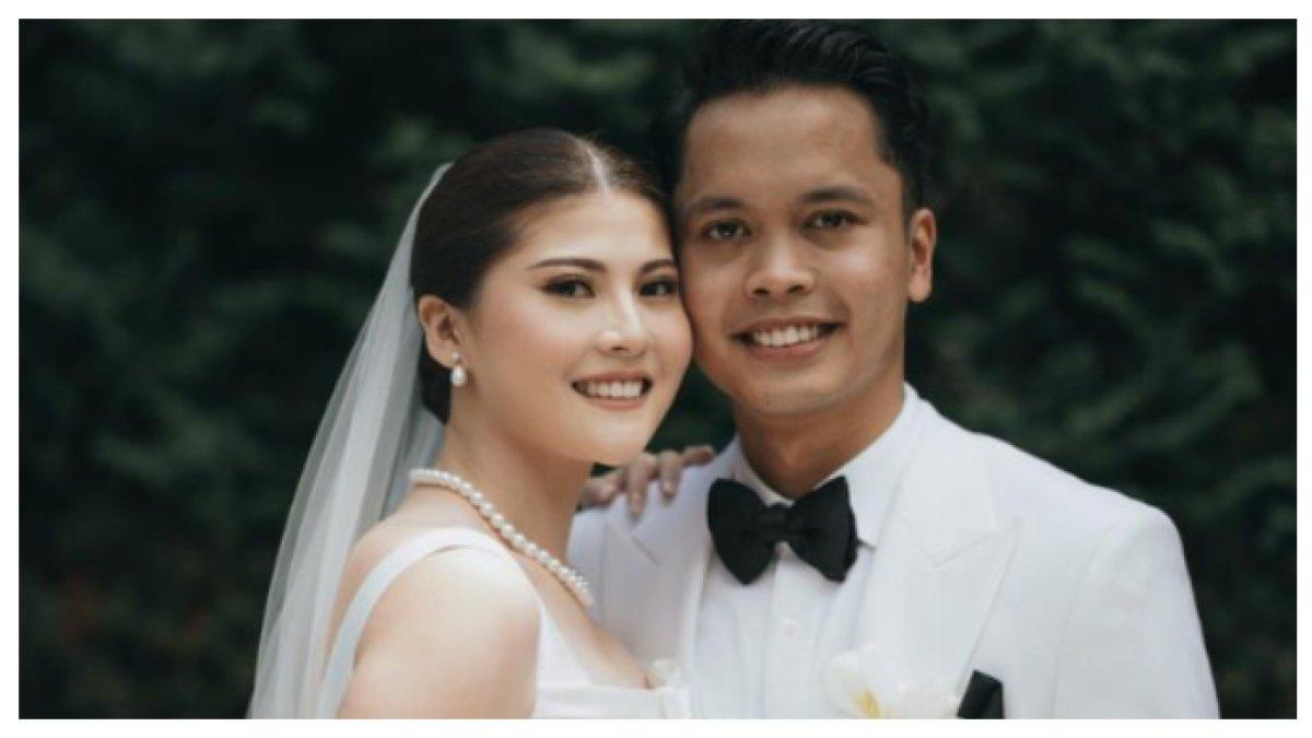 Potret Pernikahan Anthony Ginting dan Mitzi