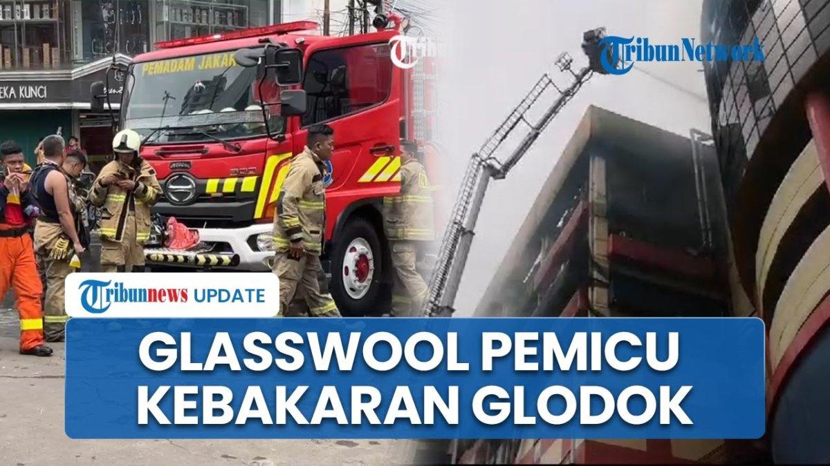 Salah satu benda yang membuat api kebakaran Glodok Plaza menyebar dengan cepat adalah glasswoll, benda apakah itu?