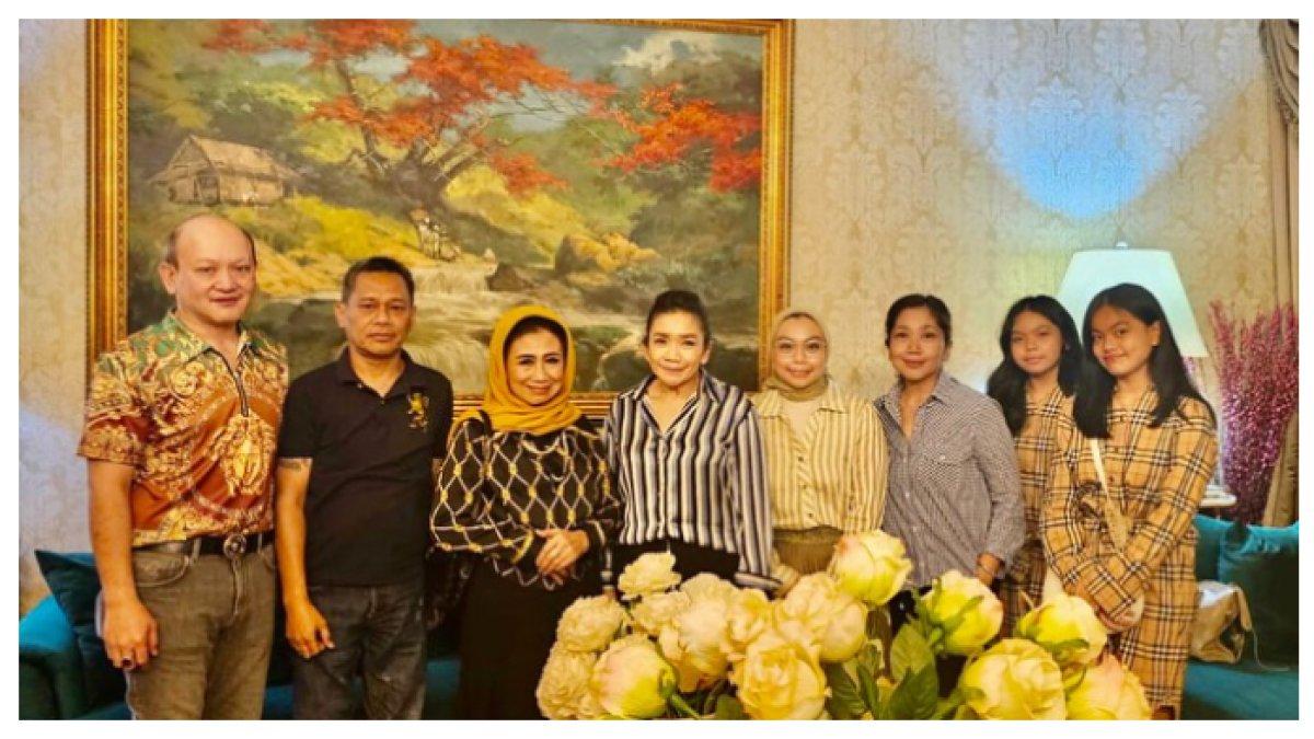 Maya Firanti Noor dan Suci Winata Harmonis
