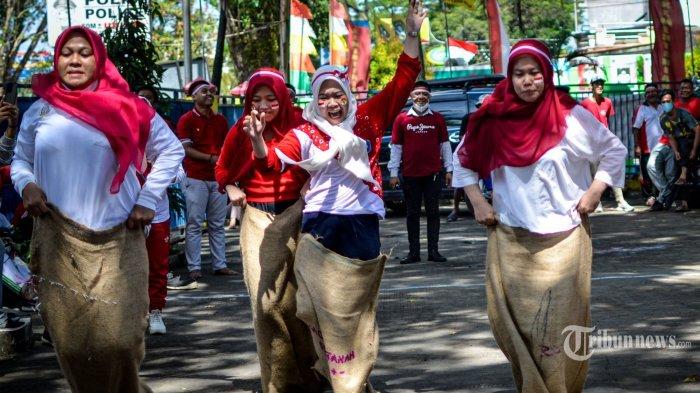 Ilustrasi lomba balap karung.