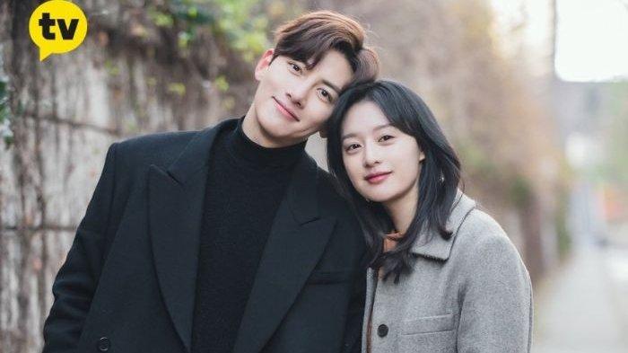 Ji Chang Wook dan Kim Ji Won saat bintangi drama 'Lovestruck in the City'
