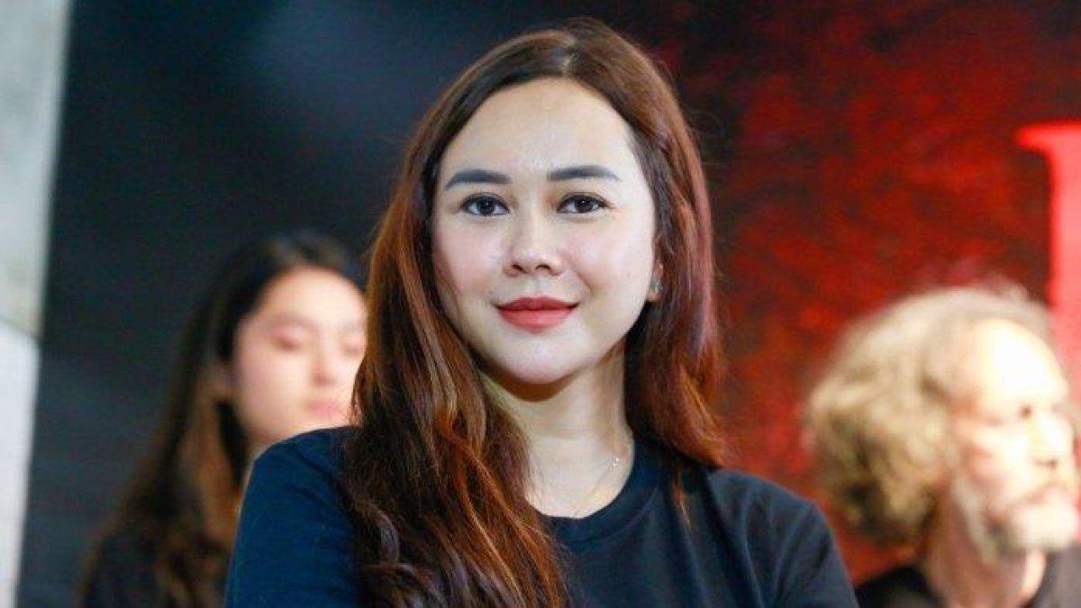 Aura Kasih, mantan istri Eryck Amaral ingin menikah lagi.