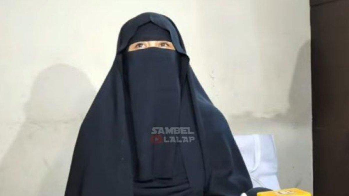 Keputusan Nathalie Holscher ubah penampilan tersebut tentu jadi sorotan, tak terkecuali dari sang guru spiritual, Umi Pipik.