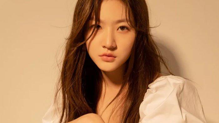 Kim Sae Ron kedapatan kerja di kafe