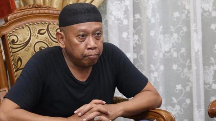 Keluarga larang para artis untuk jenguk Tukul Arwana.