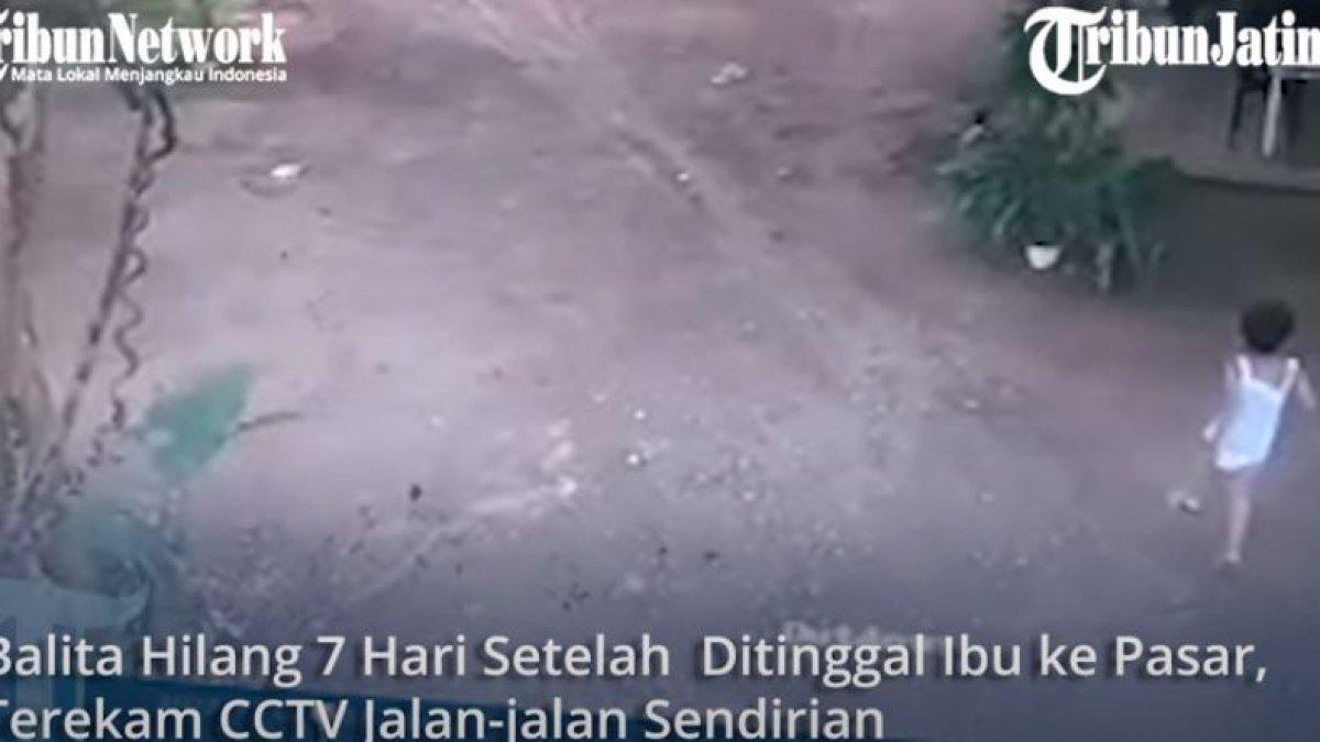 Korban sempat terekam CCTV jalan-jalan sendirian tanpa kakak dan ibunya