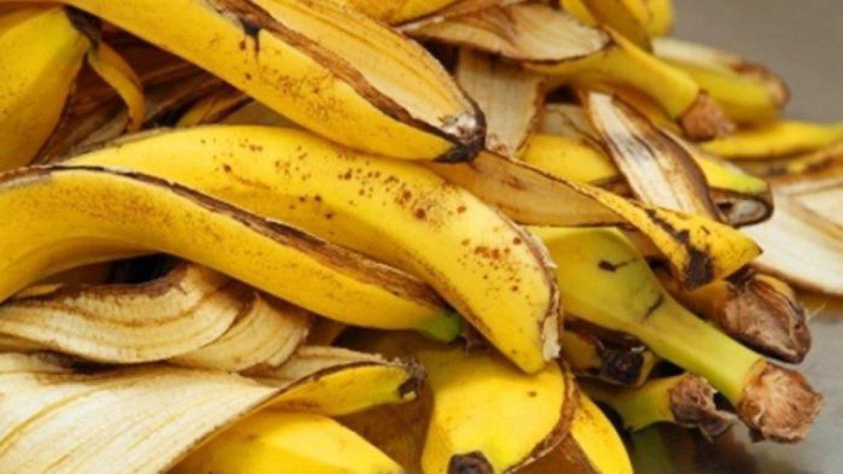 kulit pisang untuk mengobati gigitan serangga
