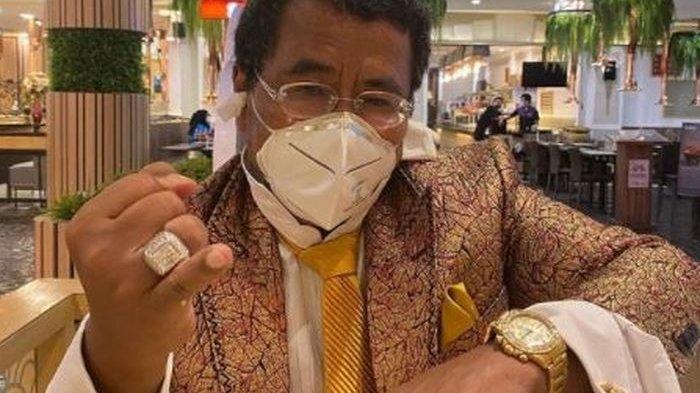 Cincin Hotman Paris hilang, sang pengacara panik bukan main.