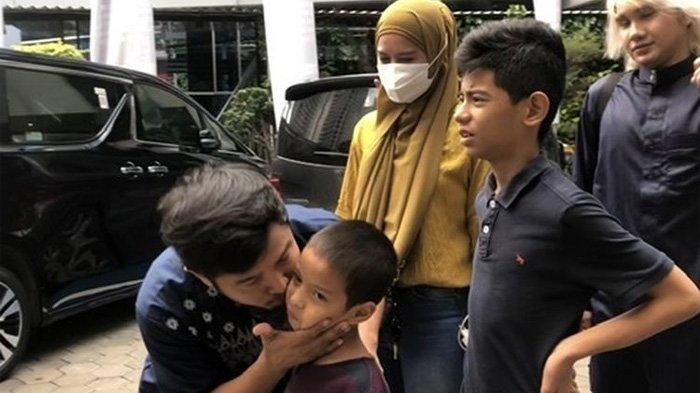 Manggung di lapas, Zul Zivilia ditonton anak dan istri