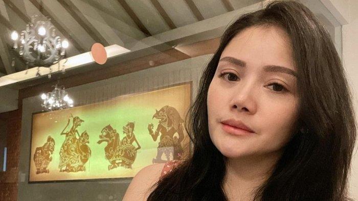 Mawar AFI blak-blakan pernah nunggak bayar SPP ketiga anaknya
