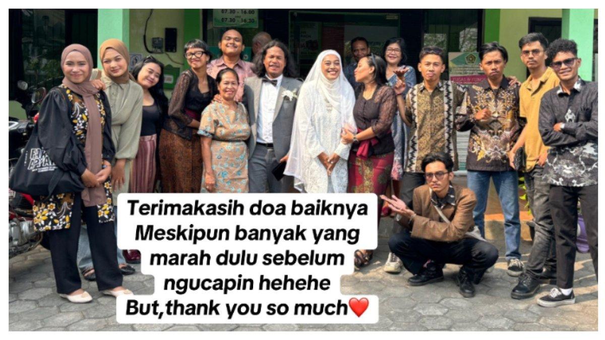 Pengantin Ini Viral Nikah Cuma di KUA Tanpa Undangan, MUA, dan Dekorasi