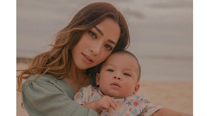 Nikita Willy dan sang anak, Issa Xander Djokosoetono