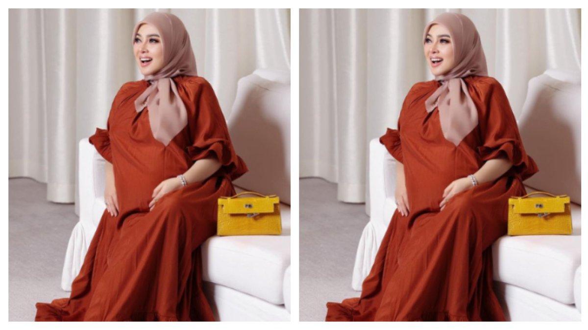 Potret OOTD Syahrini Kala Hamil Besar