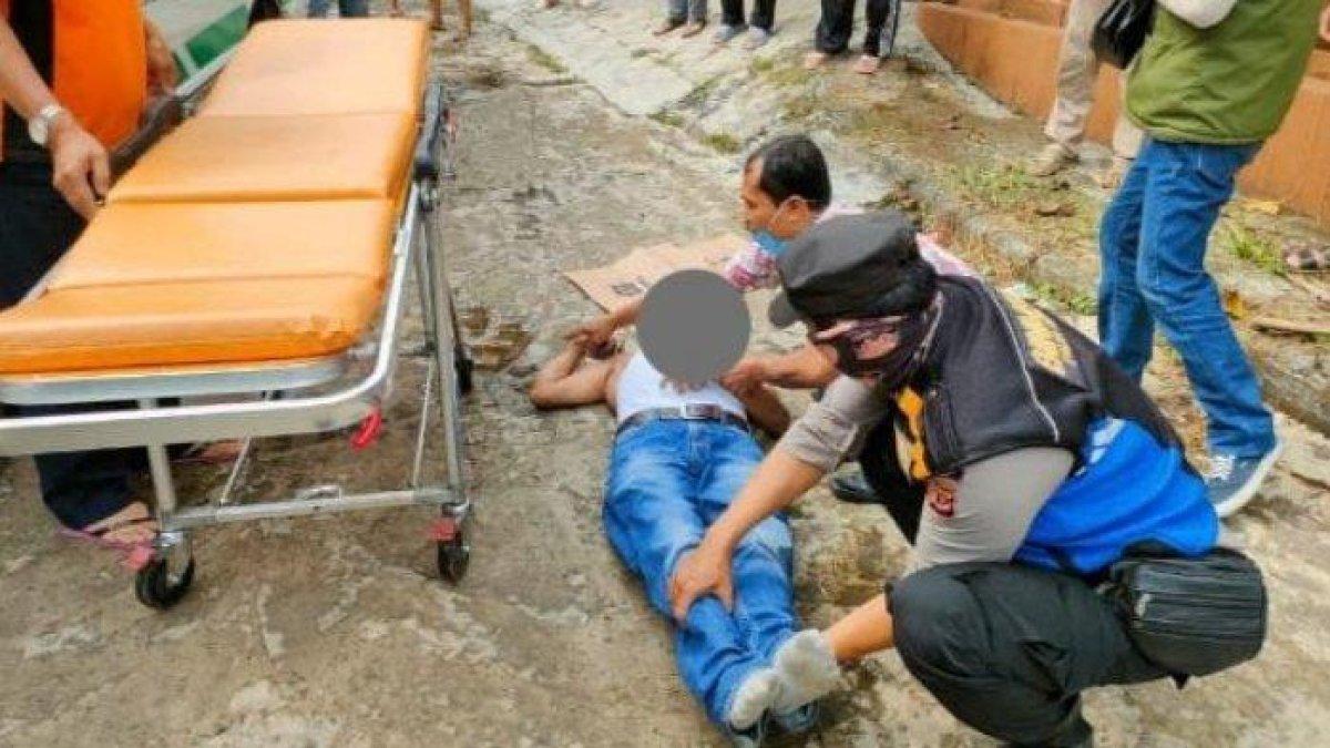 Penemuan mayat seorang pria paruh baya, M (52) di Jalan Vila Mutiara Lido, Perum Mutiara Lido Blok A7, Desa Cigombong, Kecamatan Cigombong pada Jumat (7/7/2023).
