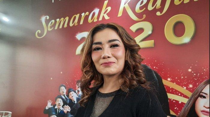 Reza Artamevia buka suara soal hubungan Aaliyah Masaid dengan Thariq.