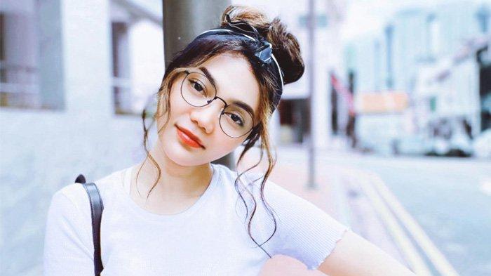 ARTIS PILIH CHILDFREE,- Rina Nose sempat mengaku ingin childfree untuk sementara waktu