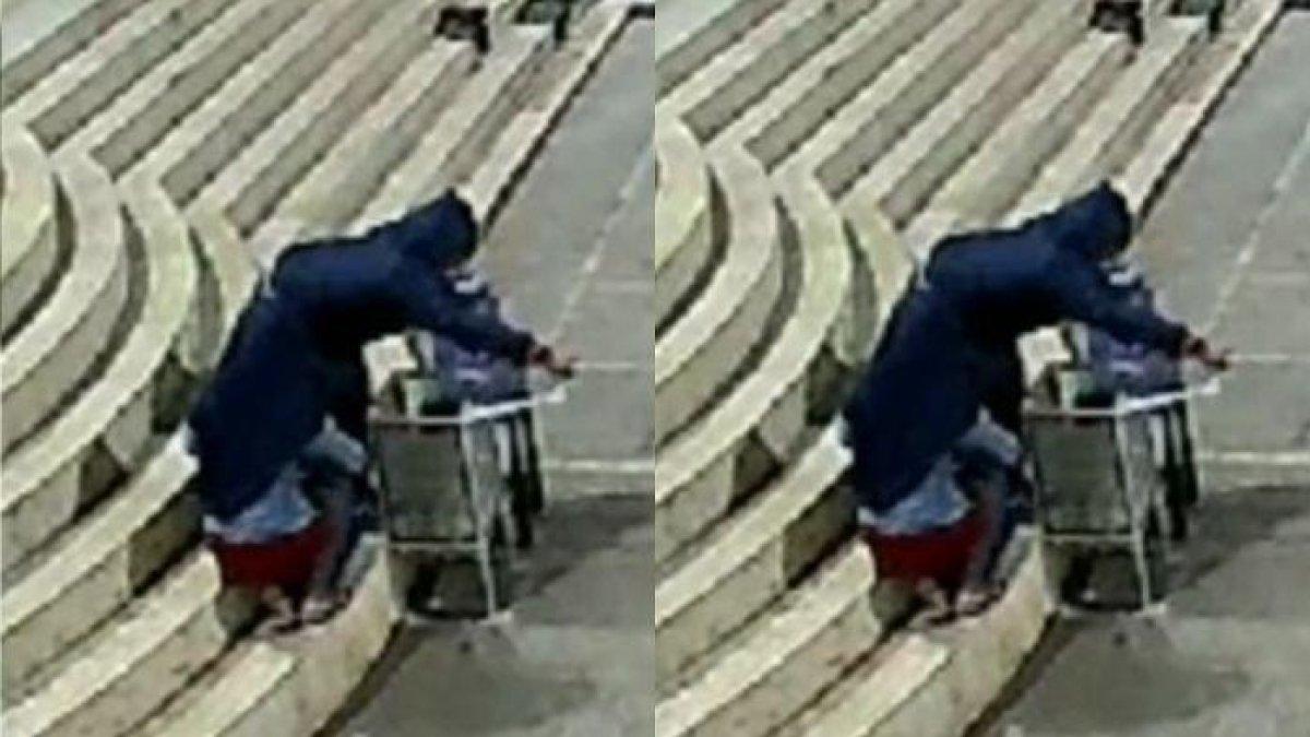 Sejoli terekam kamera CCTV saat kuras uang di dalam kotak amal di Masjid Nurul Barokah, Desa Kaliacar, Kecamatan Gading, Kabupaten Probolinggo.