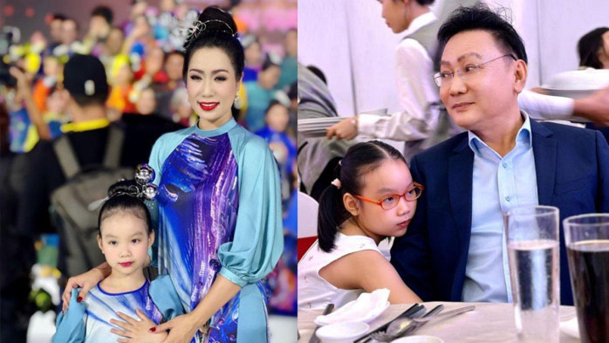 Seorang artis hidup makmur setelah menikah dengan juragan plastik, bahkan ia mendapat banyak pujian karena memiliki anak yang good looking