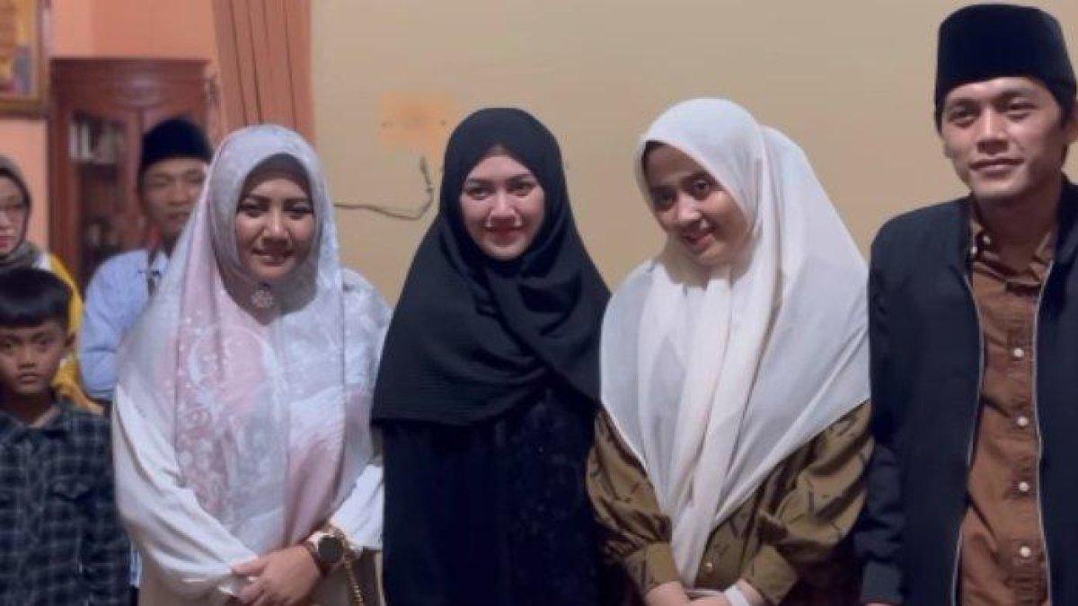 Sosok istri Gus Iqman diantara suami dan Happy Asmara