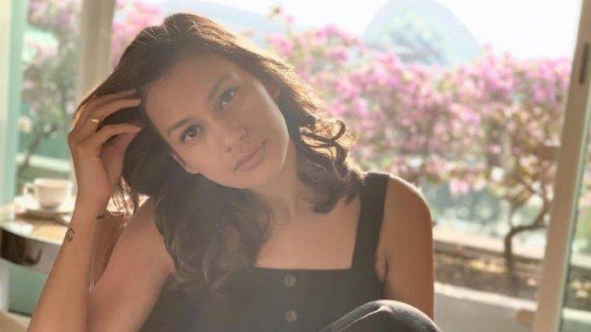 Sosok Raihaanun, aktris yang bercerai dari sutradara Teddy Soeriaatmadja