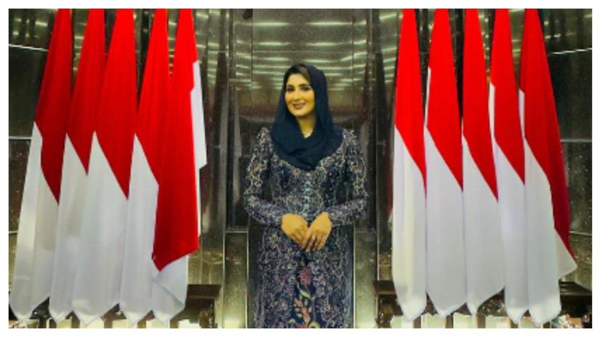 Tania Nadira, terpilih dari dapil 5 yang meliputi Kec. Duren Sawit, Kec. Jatinegara, dan Kec. Kramatjati.