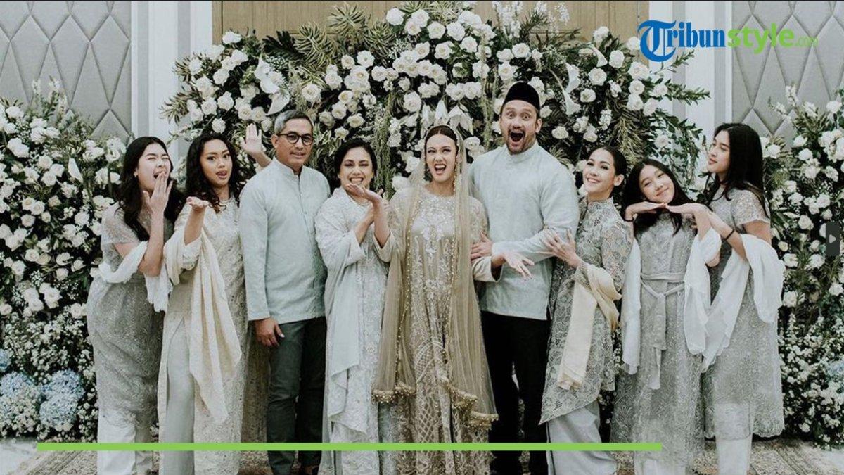 Momen Tora Sudiro Gelar Pengajian Jelang Pernikahan Putrinya, Mike Akur dengan Anggi Kadiman