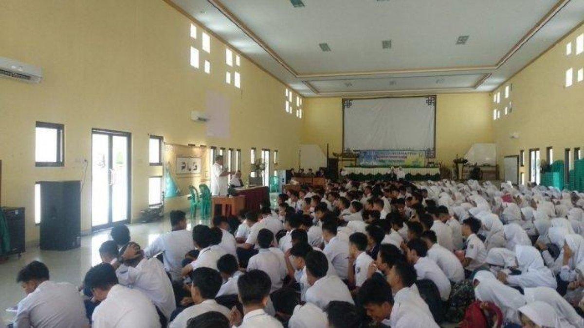 Simak 5 Contoh Materi Yang Bisa Dijadikan Referensi Kegiatan Masa Pengenalan Lingkungan Sekolah SMA SMK Kurikulum Merdeka