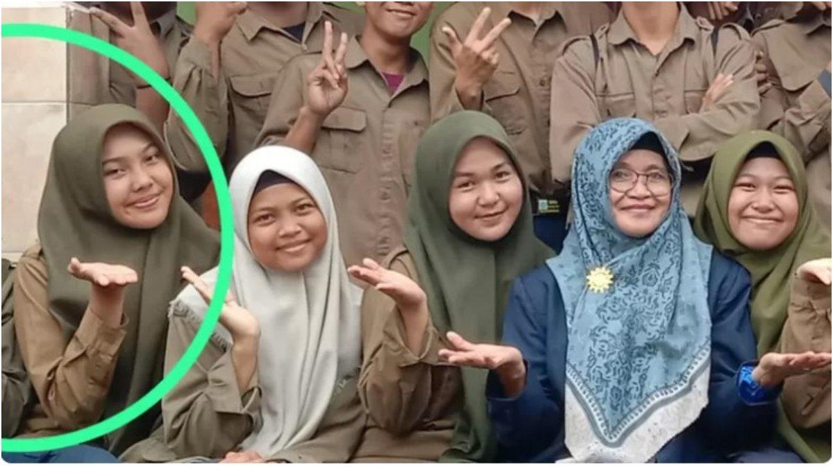 Via Tiara Ningrum, anak penjual gorengan tak menyangka bisa lulus Taruni Akmil.