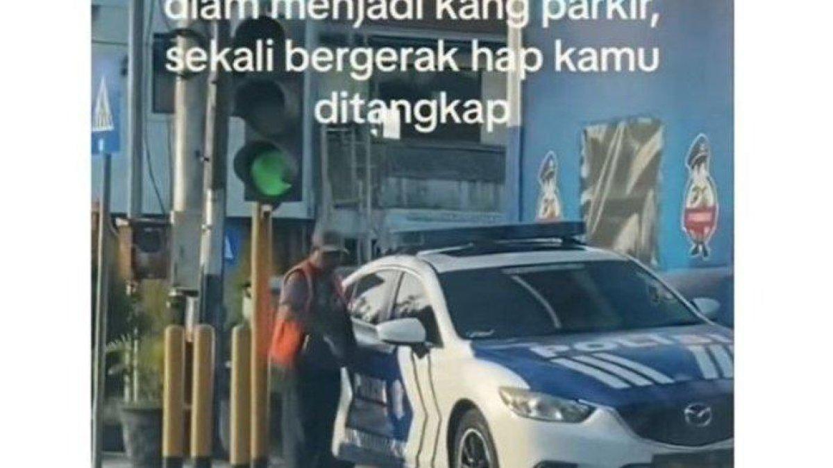 Publik dihebohkan dengan sebuah unggahan video dengan narasi seorang tukang parkir yang diduga sebagai intel atau polisi reserse