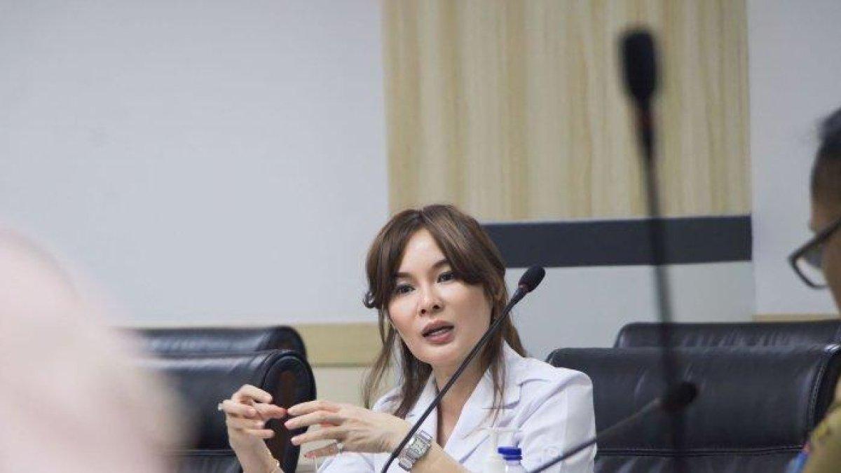 Wakil Ketua DPRD Tangsel dan Ketua DPC Gerindra Tangsel Li Claudia Chandra