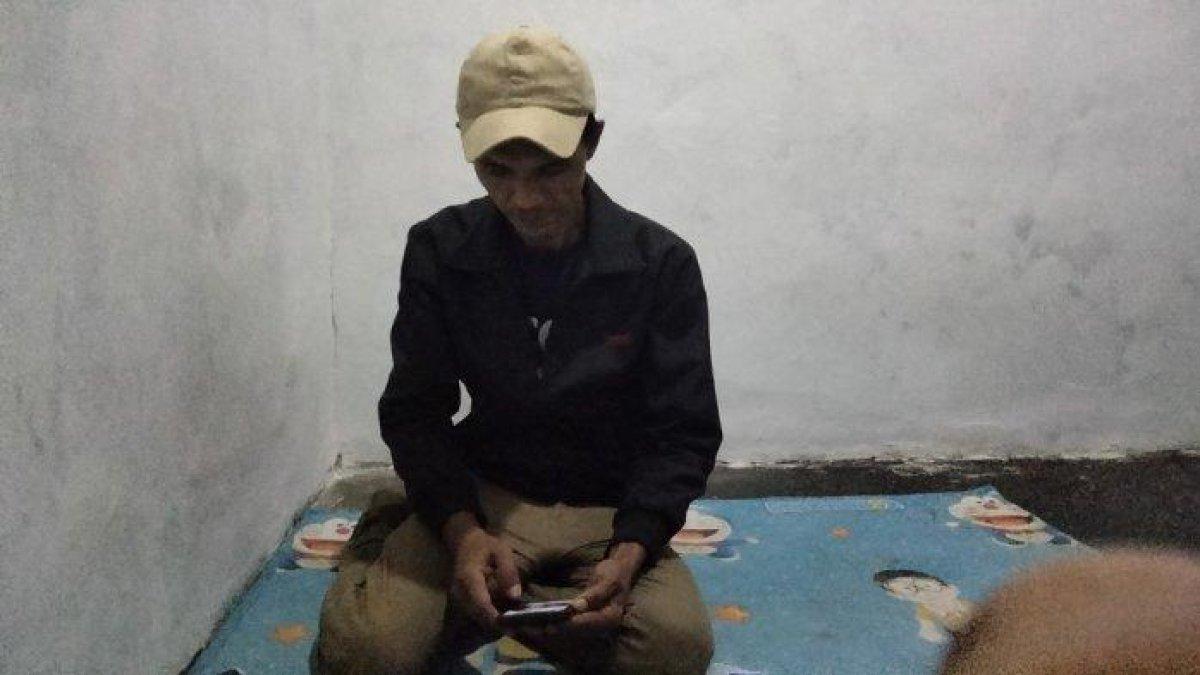 Yudi Suhendar, orang tua Anggi Anggraeni pengantin baru yang hilang di Desa Mekarsari, Kecamatan Rabcabungur, Kabupaten Bogor, Selasa (4/7/2023).