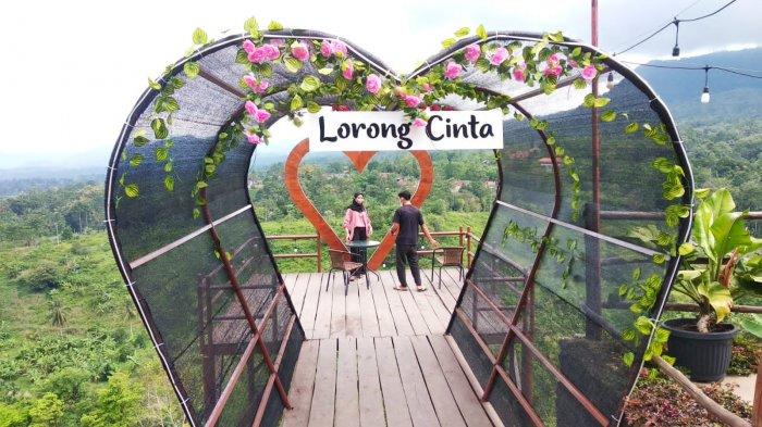Suasana spot foto Lorong Cinta di Puncak Vietnam, Kota Bandar Lampung.