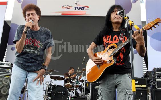 Launching, Persela Hadirkan Duo God Bless - TribunNews.com