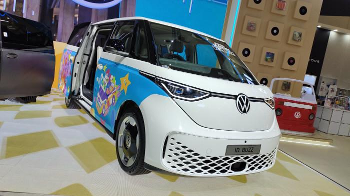 AJANG GIIAS 2025 - VW ID Buzz,