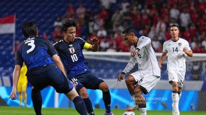 Aksi Beckham Putra saat Timnas Indonesia melawan Jepang di Kualifikasi Piala Dunia 2026