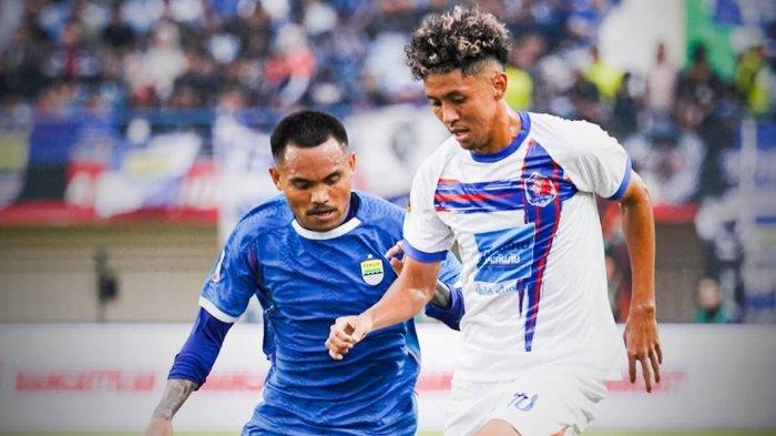 PERSIB VS PORT - Aksi winger Persib Bandung, Saddil Ramdani (kiri) saat menghada Port FC di Piala Presiden 2025, pada Minggu (6/7/2025). Persib Bandung takluk dengan skor 0-2.